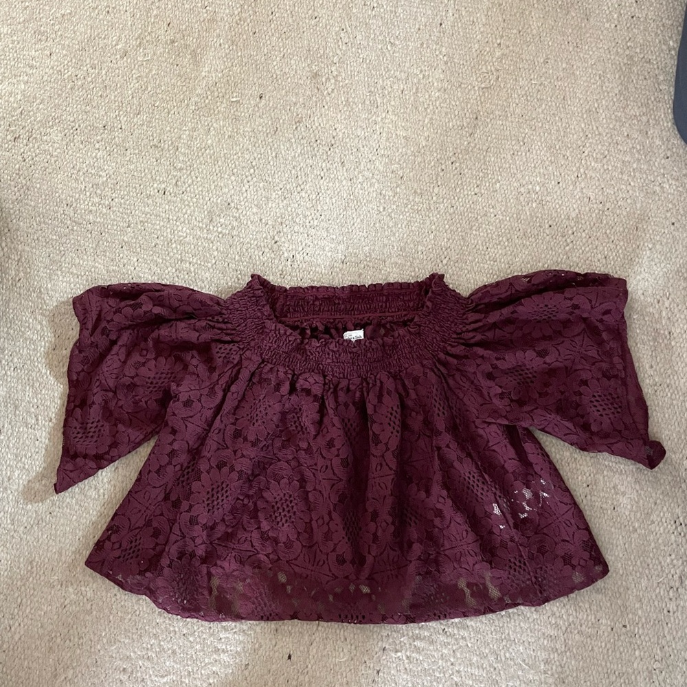 Short Lacey top